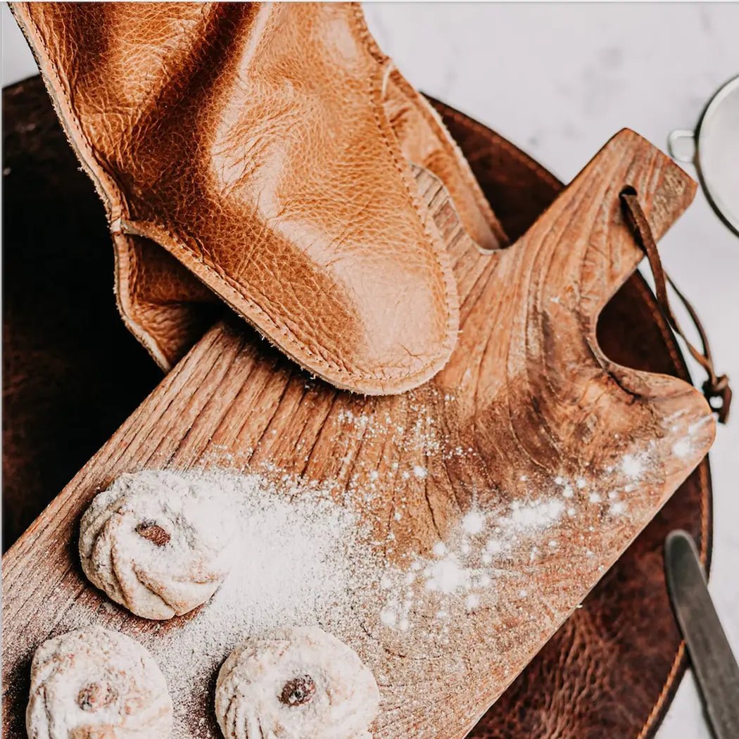 Custom Leather Chef's Mitt - H U N T E D F O X